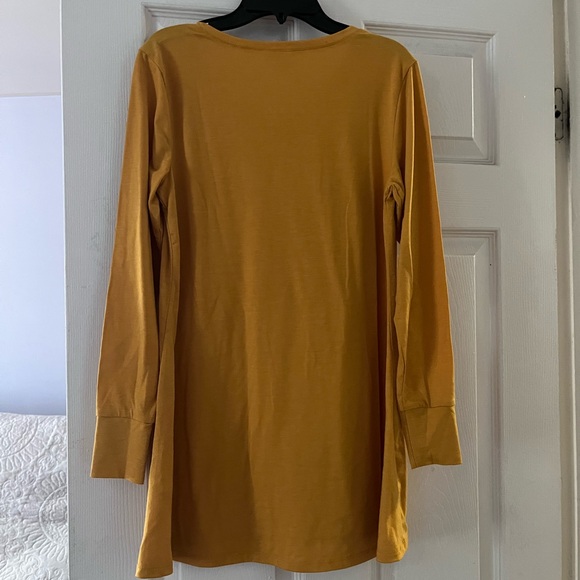 LuLaRoe Golden Yellow V-Neck Top - Picture 5 of 5